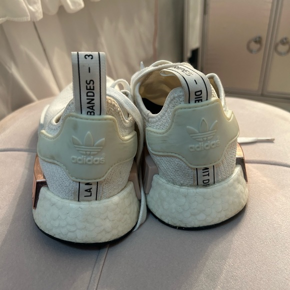 Adidas Wmns Nmd_r1 'metallic Plugs - Cloud White' Ee5173 - Picture 4 of 5